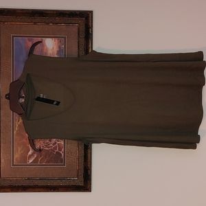 NWT Women's A.N.A short sleeve Top; size Large